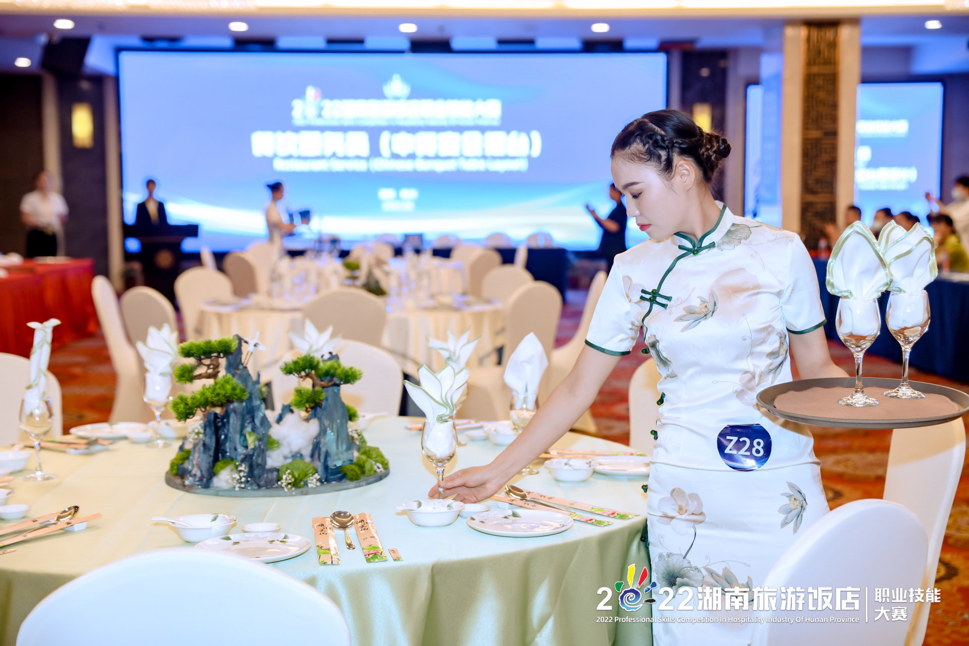 细品湖湘美味，传承美食文化